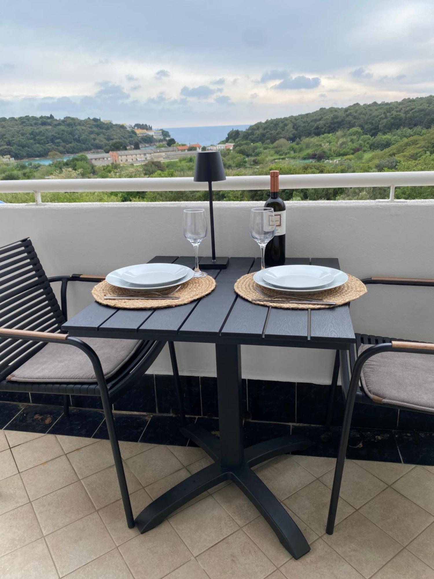 Vista Mare Apartment Pula Ngoại thất bức ảnh