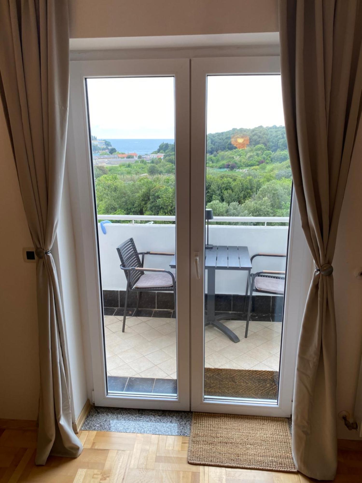 Vista Mare Apartment Pula Ngoại thất bức ảnh